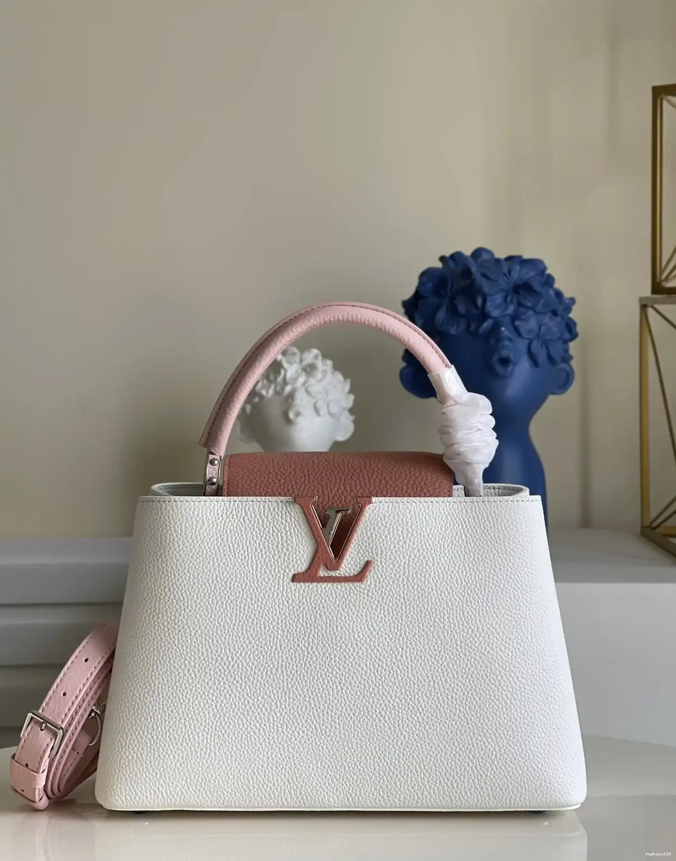 LOUIS VUITTON CAPUCINES BB 0414